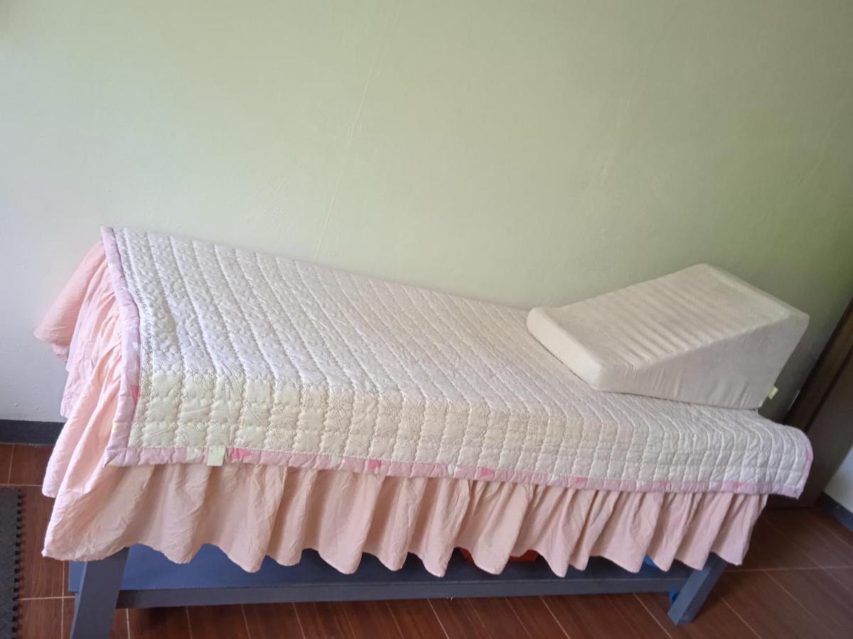 Sarah'S Garden Bnb & Spa Bed & Breakfast Clarin  ภายนอก รูปภาพ
