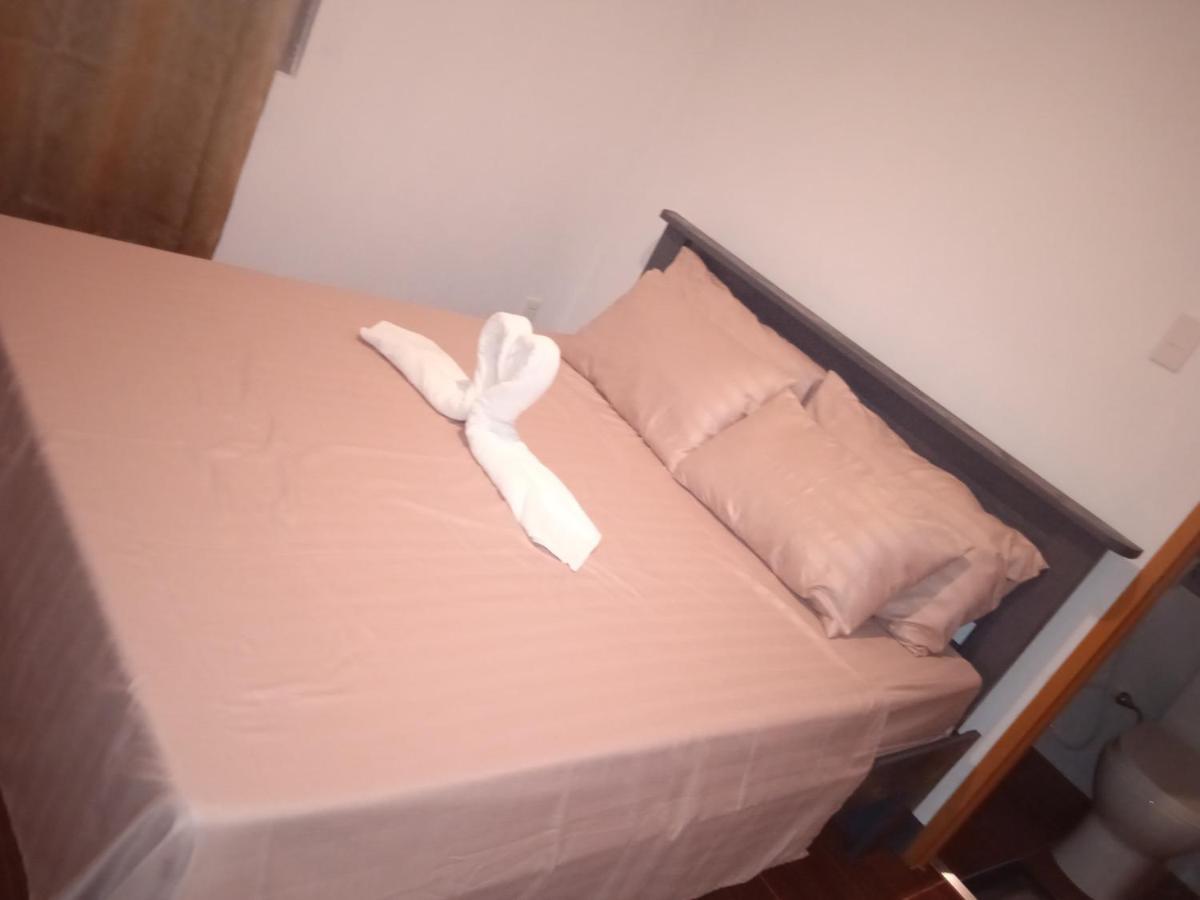 Sarah'S Garden Bnb & Spa Bed & Breakfast Clarin  ภายนอก รูปภาพ