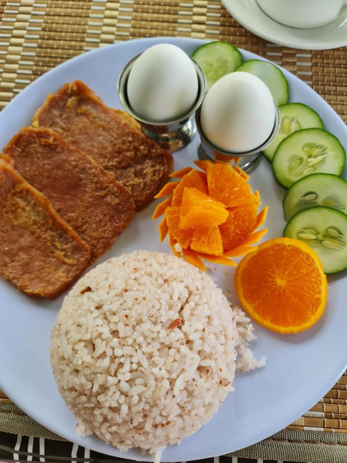 Sarah'S Garden Bnb & Spa Bed & Breakfast Clarin  ภายนอก รูปภาพ